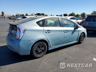 Trzecie zdjęcie samochodu z tyłu: 2013 TOYOTA PRIUS TWO VIN:JTDKN3DU8D1624511 - miniatura