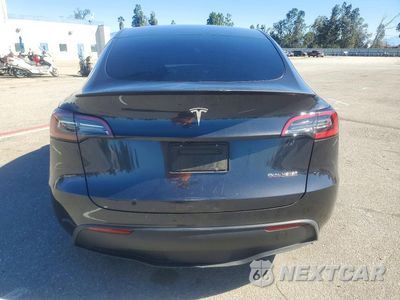 Zdjęcie 6 z 12 samochodu: 2024 TESLA MODEL Y VIN:7SAYGDEF7RF059325 - miniatura