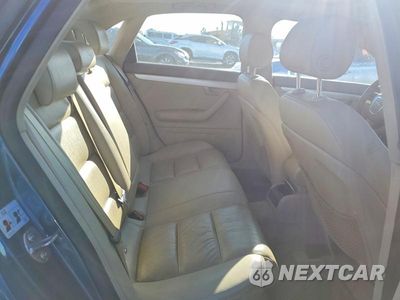 Zdjęcie 10 z 12 samochodu: 2005 AUDI A4 2.0T QUATTRO VIN:WAUDF68E05A442729 - miniatura