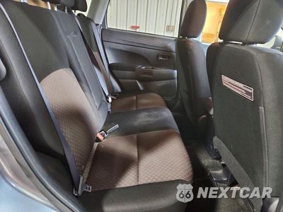 Zdjęcie 10 z 13 samochodu: 2017 MITSUBISHI OUTLANDER SPORT ES VIN:JA4AR3AW0HZ054396 - miniatura