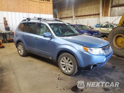 Czwarte zdjęcie samochodu z boku: 2012 SUBARU FORESTER 2.5X PREMIUM VIN:JF2SHADC5CH426012 - miniatura