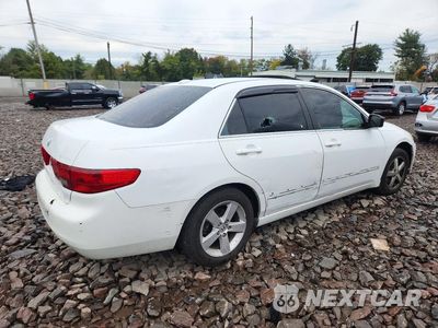 Trzecie zdjęcie samochodu z tyłu: 2005 HONDA ACCORD EX VIN:1HGCM56815A039629 - miniatura