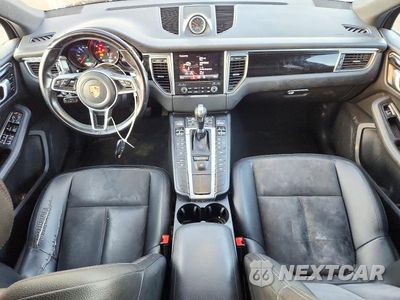 Zdjęcie 8 z 12 samochodu: 2018 PORSCHE MACAN VIN:WP1AA2A51JLB03966 - miniatura