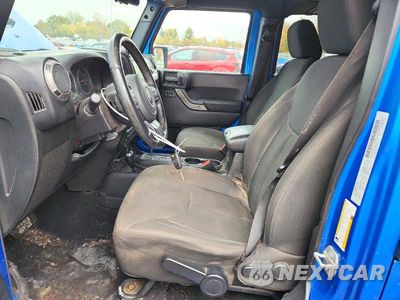 Zdjęcie 7 z 13 samochodu: 2015 JEEP WRANGLER UNLIMITED SPORT VIN:1C4BJWDG3FL729830 - miniatura