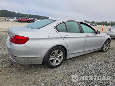 Trzecie zdjęcie samochodu z tyłu: 2013 BMW 528 I VIN:WBAXG5C53DDY35147 - miniatura