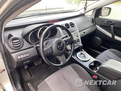 Zdjęcie 9 z 10 samochodu: 2008 MAZDA CX-7 VIN:JM3ER29L680199000 - miniatura