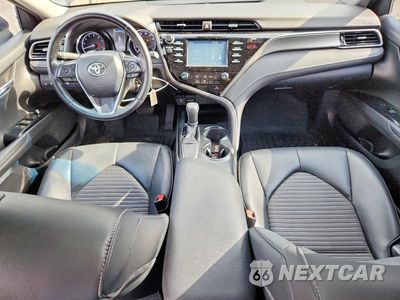 Zdjęcie 8 z 12 samochodu: 2019 TOYOTA CAMRY SE VIN:4T1B11HKXKU242478 - miniatura