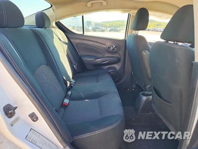 Zdjęcie 10 z 12 samochodu: 2018 NISSAN VERSA SV VIN:3N1CN7AP5JL804885 - miniatura