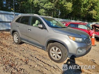 Czwarte zdjęcie samochodu z boku: 2012 KIA SORENTO LX VIN:5XYKT4A61CG285090 - miniatura
