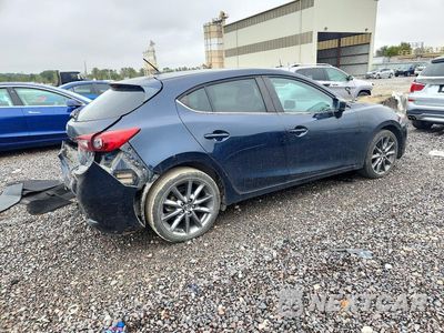 Trzecie zdjęcie samochodu z tyłu: 2018 MAZDA 3 TOURING VIN:3MZBN1L32JM184102 - miniatura