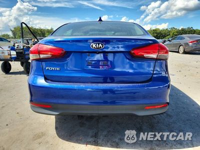 Zdjęcie 6 z 12 samochodu: 2017 KIA FORTE LX VIN:3KPFL4A75HE133621 - miniatura