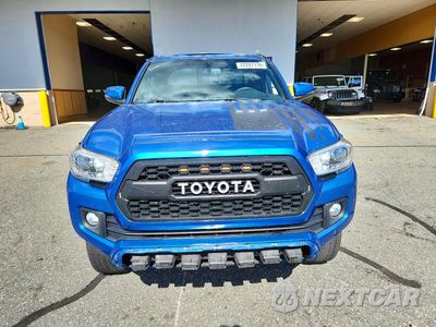 Piąte zdjęcie samochodu w środku: 2017 TOYOTA TACOMA TRD OFF-ROAD VIN:3TMCZ5AN3HM076251 - miniatura
