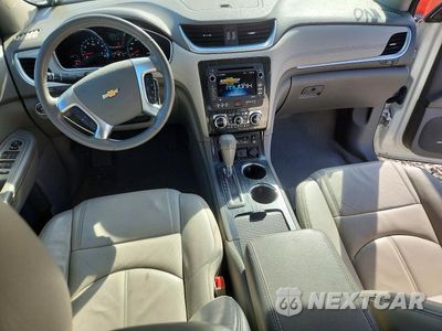 Zdjęcie 8 z 13 samochodu: 2015 CHEVROLET TRAVERSE LT VIN:1GNKRHKD3FJ170070 - miniatura