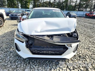 Piąte zdjęcie samochodu w środku: 2018 HYUNDAI ELANTRA GT BASE VIN:KMHH35LE7JU062516 - miniatura