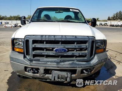 Piąte zdjęcie samochodu w środku: 2006 FORD F250 SUPER DUTY VIN:1FTSF21P16EA25659 - miniatura