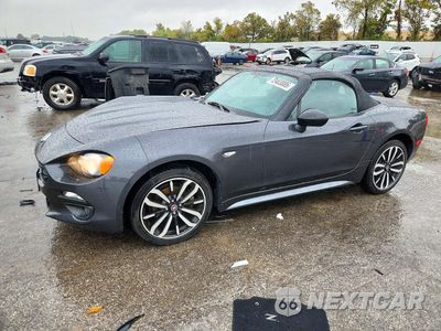 2019 FIAT 124 SPIDER CLASSICA JC1NFAEK5K0143613 - główne zdjęcie licytacji z USA - miniatura