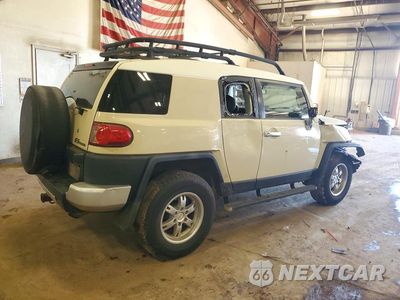 Trzecie zdjęcie samochodu z tyłu: 2008 TOYOTA FJ CRUISER BASE VIN:JTEBU11F380103071 - miniatura