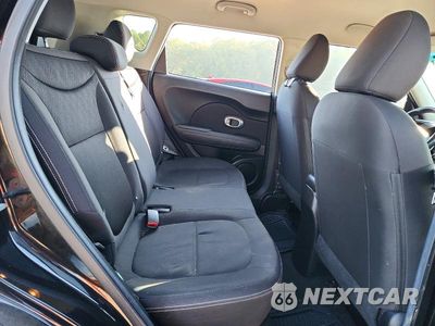 Zdjęcie 11 z 13 samochodu: 2015 KIA SOUL BASE VIN:KNDJN2A29F7812575 - miniatura