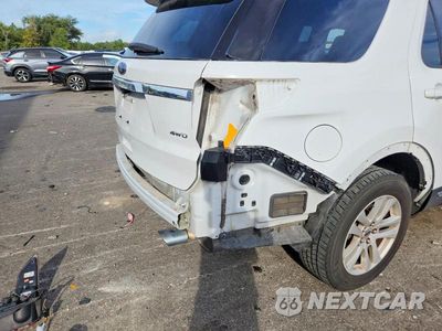 Zdjęcie 9 z 10 samochodu: 2018 FORD EXPLORER XLT VIN:1FM5K8D83JGA34324 - miniatura