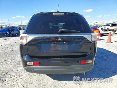 Zdjęcie 6 z 13 samochodu: 2014 MITSUBISHI OUTLANDER GT VIN:JA4JZ4AXXEZ005586 - miniatura