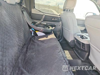 Zdjęcie 11 z 13 samochodu: 2026 TOYOTA TUNDRA CREWMAX LIMITED VIN:5TFJA5DB4TX389943 - miniatura