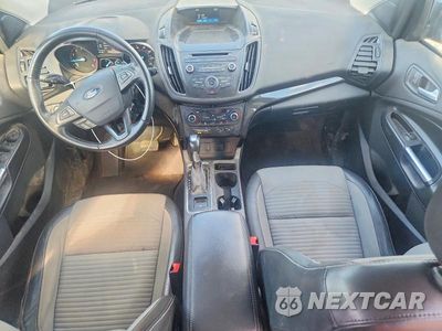 Zdjęcie 8 z 12 samochodu: 2018 FORD ESCAPE SE VIN:1FMCU0GD7JUD42948 - miniatura