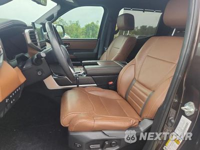 Zdjęcie 7 z 12 samochodu: 2024 TOYOTA TUNDRA 1794 EDITION HV VIN:5TFMC5DB2RX050503 - miniatura