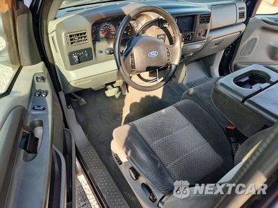 Zdjęcie 8 z 12 samochodu: 2003 FORD F250 SUPER DUTY VIN:1FTNX21F13EB09042 - miniatura