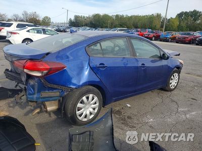 Trzecie zdjęcie samochodu z tyłu: 2017 KIA FORTE LX VIN:3KPFK4A75HE049737 - miniatura