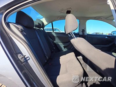 Zdjęcie 10 z 12 samochodu: 2013 VOLKSWAGEN JETTA BASE VIN:3VW2K7AJ7DM420485 - miniatura