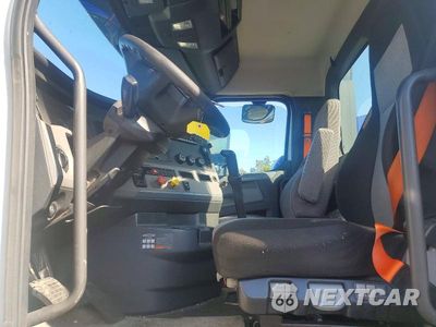 Zdjęcie 7 z 13 samochodu: 2022 FREIGHTLINER CASCADIA 116 VIN:3AKBHTDV8NDND5444 - miniatura