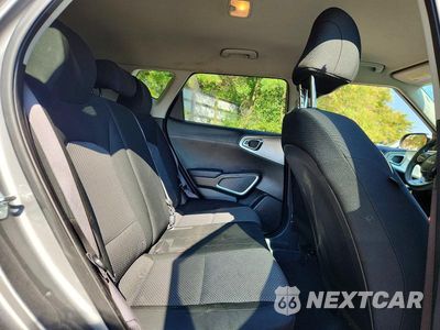 Zdjęcie 10 z 12 samochodu: 2023 KIA SOUL LX VIN:KNDJ23AU6P7882942 - miniatura