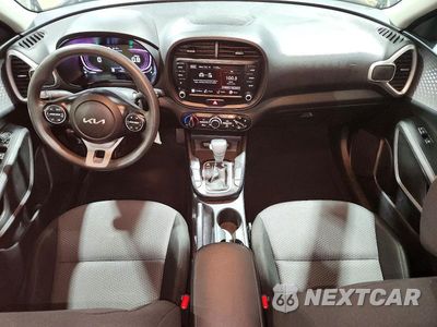 Zdjęcie 8 z 13 samochodu: 2023 KIA SOUL LX VIN:KNDJ23AU3P7880825 - miniatura
