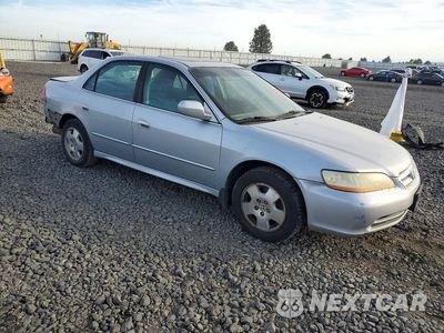 Czwarte zdjęcie samochodu z boku: 2002 HONDA ACCORD EX VIN:1HGCG16502A079864 - miniatura