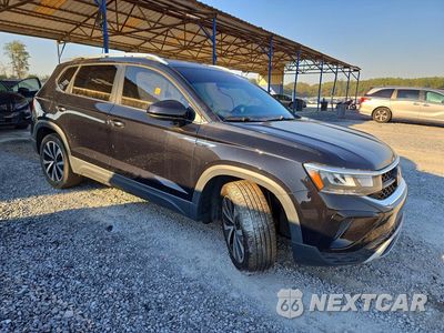 Czwarte zdjęcie samochodu z boku: 2022 VOLKSWAGEN TAOS SE IQ DRIVE VIN:3VVLX7B21NM033630 - miniatura