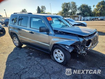 Czwarte zdjęcie samochodu z boku: 2012 JEEP PATRIOT SPORT VIN:1C4NJPBA2CD512566 - miniatura