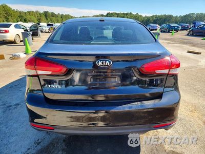 Zdjęcie 6 z 12 samochodu: 2017 KIA FORTE LX VIN:3KPFK4A78HE038411 - miniatura