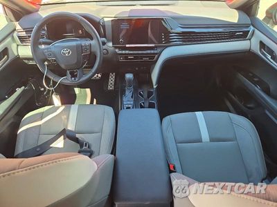 Zdjęcie 8 z 12 samochodu: 2026 TOYOTA CAMRY SE VIN:4T1DAACKXTU335261 - miniatura