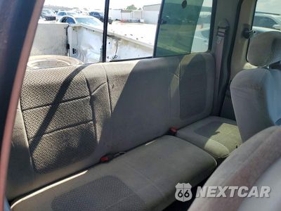 Zdjęcie 10 z 12 samochodu: 2001 FORD F250 SUPER DUTY VIN:1FTNX20F01EC07431 - miniatura