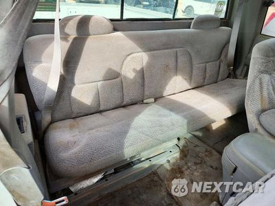 Zdjęcie 10 z 12 samochodu: 1996 CHEVROLET GMT-400 K1500 VIN:2GCEK19R8T1103294 - miniatura