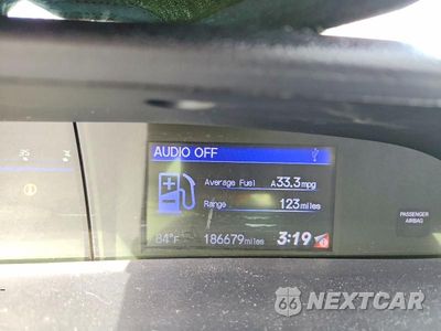 Zdjęcie 9 z 12 samochodu: 2015 HONDA CIVIC LX VIN:19XFB2F5XFE091524 - miniatura