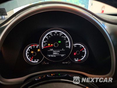 Zdjęcie 9 z 12 samochodu: 2016 VOLKSWAGEN BEETLE S/SE VIN:3VW507AT3GM814008 - miniatura