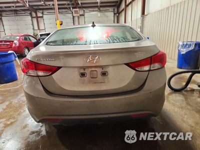 Zdjęcie 6 z 12 samochodu: 2013 HYUNDAI ELANTRA GLS VIN:5NPDH4AE6DH384662 - miniatura