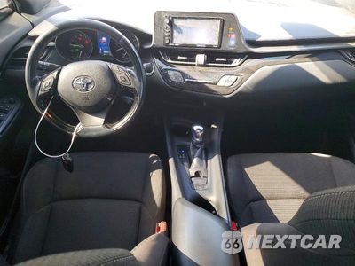 Zdjęcie 8 z 12 samochodu: 2018 TOYOTA C-HR XLE PREMIUM VIN:JTNKHMBX3J1006157 - miniatura