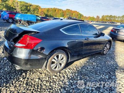 Trzecie zdjęcie samochodu z tyłu: 2011 HONDA ACCORD EXL VIN:1HGCS1B80BA000045 - miniatura