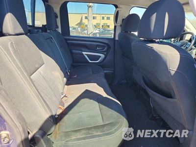Zdjęcie 10 z 12 samochodu: 2016 NISSAN TITAN XD SV VIN:1N6BA1F10GN518079 - miniatura
