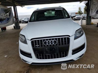 Piąte zdjęcie samochodu w środku: 2015 AUDI Q7 PREMIUM VIN:WA1CGAFEXFD008801 - miniatura
