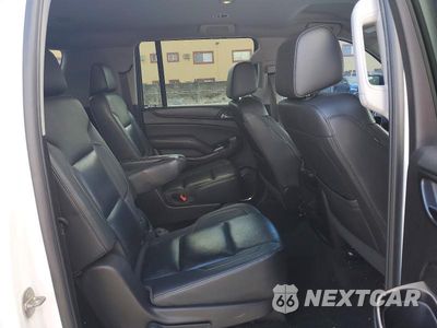Zdjęcie 11 z 13 samochodu: 2018 CHEVROLET SUBURBAN C1500 LT VIN:1GNSCHKC9JR327751 - miniatura