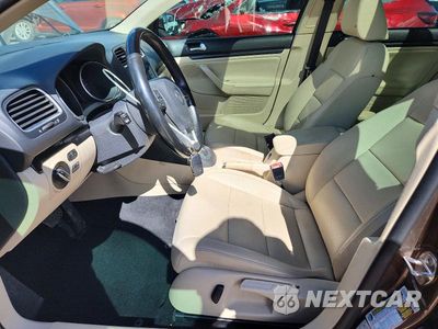Zdjęcie 7 z 12 samochodu: 2011 VOLKSWAGEN JETTA TDI VIN:3VWPL7AJ8BM625314 - miniatura