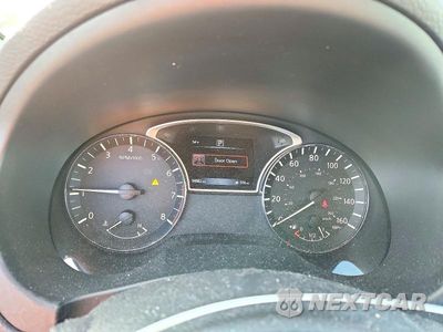 Zdjęcie 9 z 12 samochodu: 2018 NISSAN ALTIMA 2.5 SR VIN:1N4AL3AP7JC280580 - miniatura